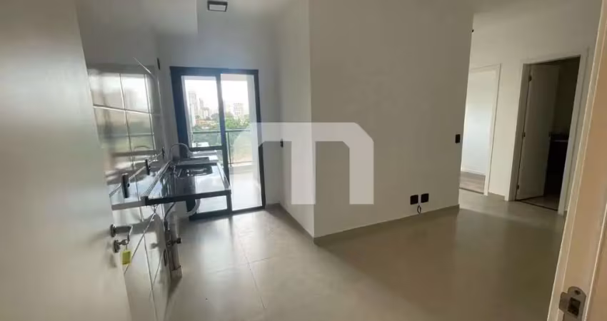 Apartamento para venda ou locação 2 dormitórios com varanda e vaga de garagem