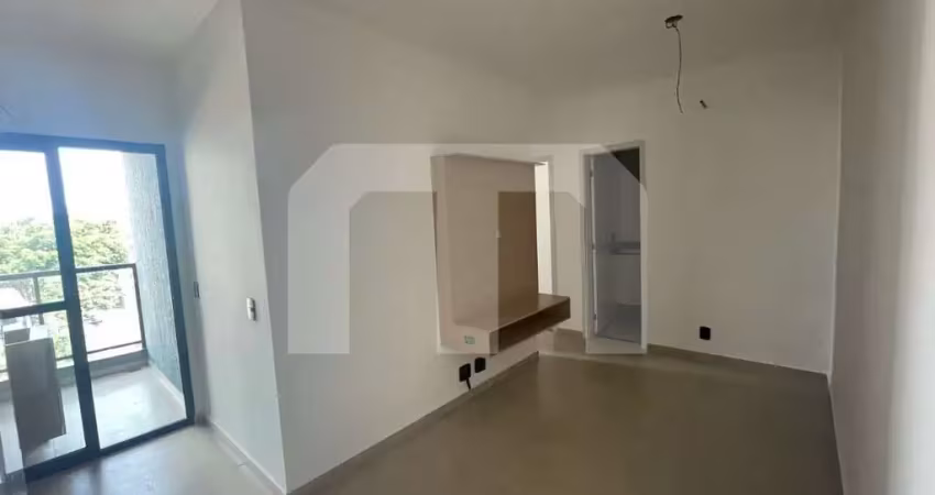 Apartamento 2 dormitórios com varanda e vaga de garagem 39m²