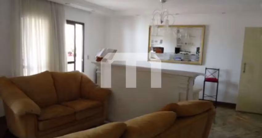 Apartamento á venda com 3 quartos,1 suíte, 3 vagas fixas, 4 banheiros à venda, 182 m²
