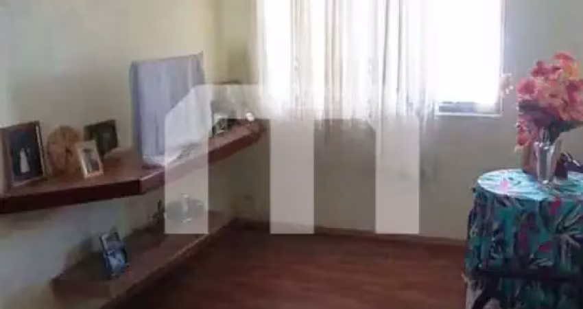 Casa com 6 quartos à venda na Rua Abernéssia, 124, Vila Carrão, São Paulo