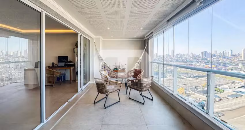 Apartamento a venda de 150 m², andar alto, 3 suítes,  ampla sala com ar condicionado e 2 vagas.