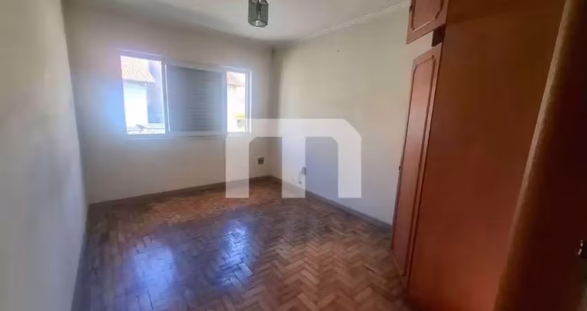 Sobrado a venda no tatuapé, 4 dormitórios, 1 suíte, ambientes amplos , quintal e 3 vagas de garagem