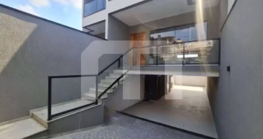 Imóvel de luxo na vila carrão: 3 quartos, 3 suítes, 2 salas, 5 banheiros, 6 vagas de garagem, 240m²