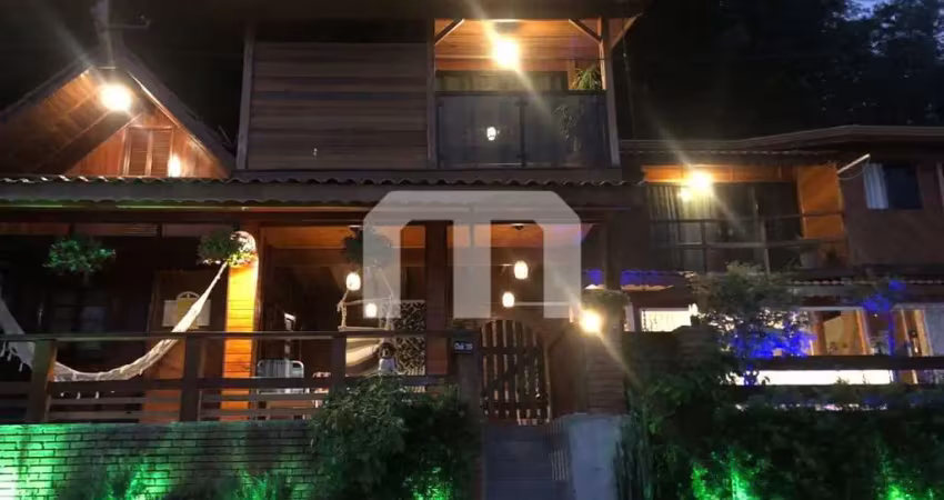 Imperdível chalé à venda em  condomínio fechado , atibaia-sp, ! 5 quartos, 3 suítes, 2 salas, 5 banh