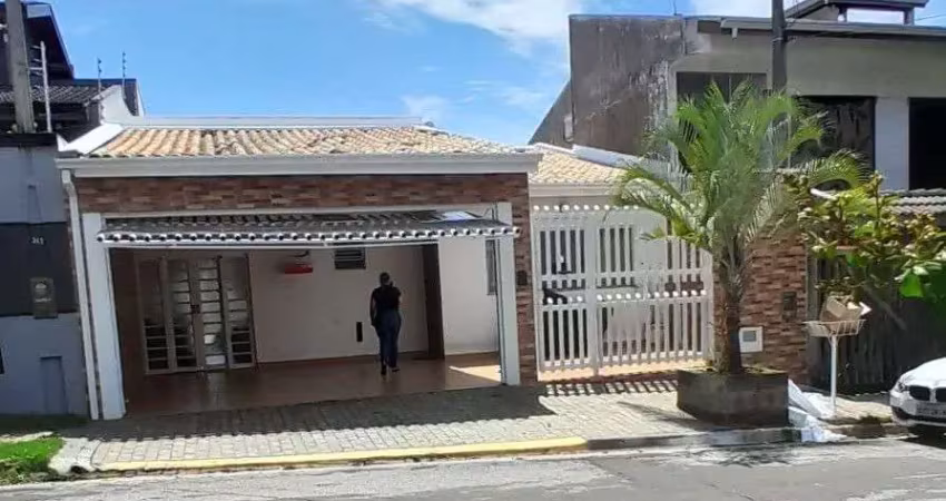 CASA À VENDA NO PARQUE DA REPRESA COM 03 SUÍTES!!