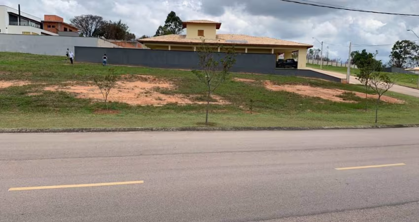 TERRENO COM EXCELENTE LOCALIZAÇÃO NO CONDOMÍNIO TERRAS DA ALVORADA!!