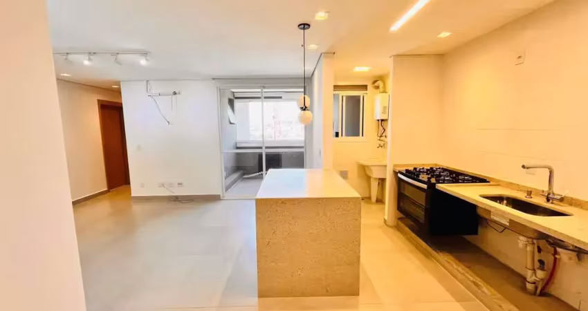 Apartamento de 82m com varanda gourmet, bairro vila galvão!