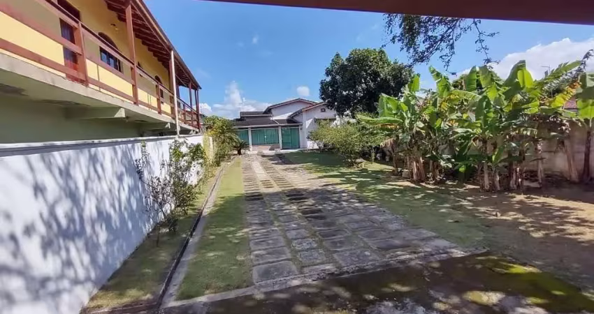 Casa à venda no porto novo, caraguatatuba, com 03 quartos!