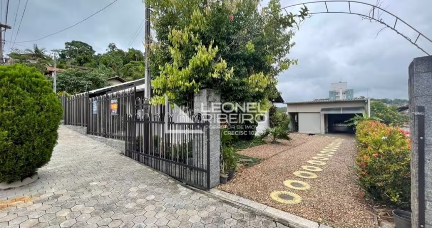 Casa com 3 dormitórios à venda no bairro Dos Estados  - Timbó/SC