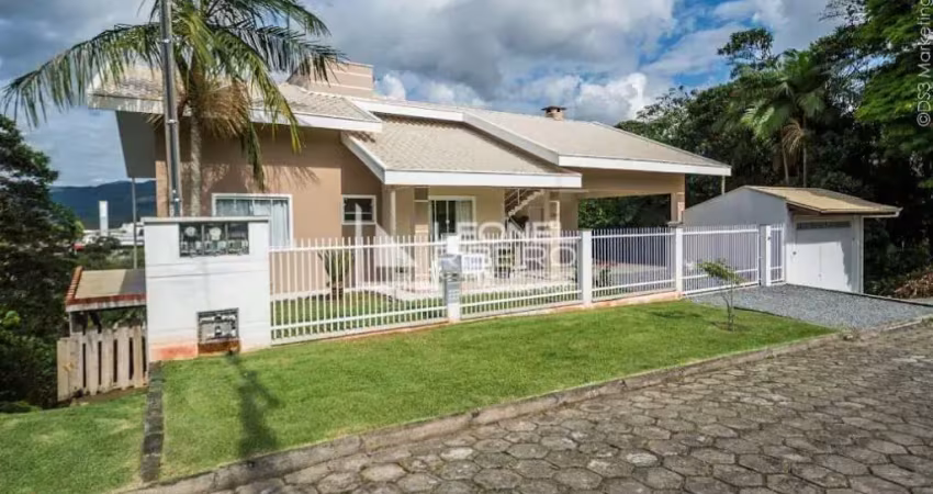 Casa com 5 dormitórios à venda no bairro Quintino  - Timbó/SC