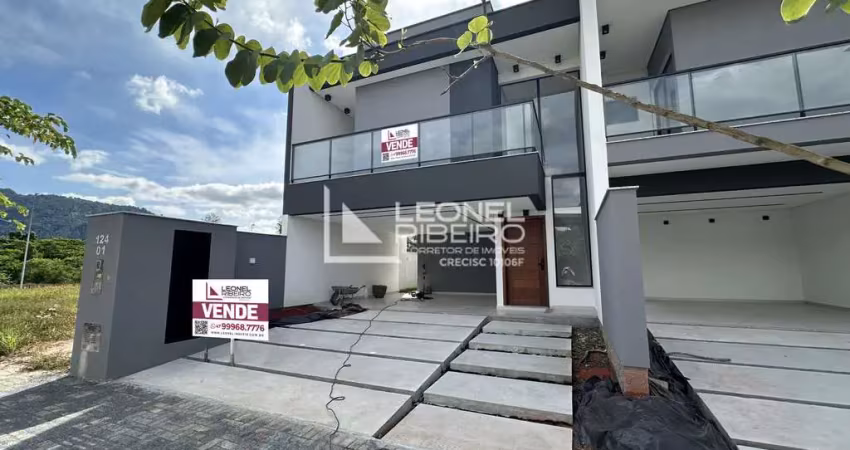 Casa sobrado com 3 dormitórios à venda no bairro quintino em timbó/sc