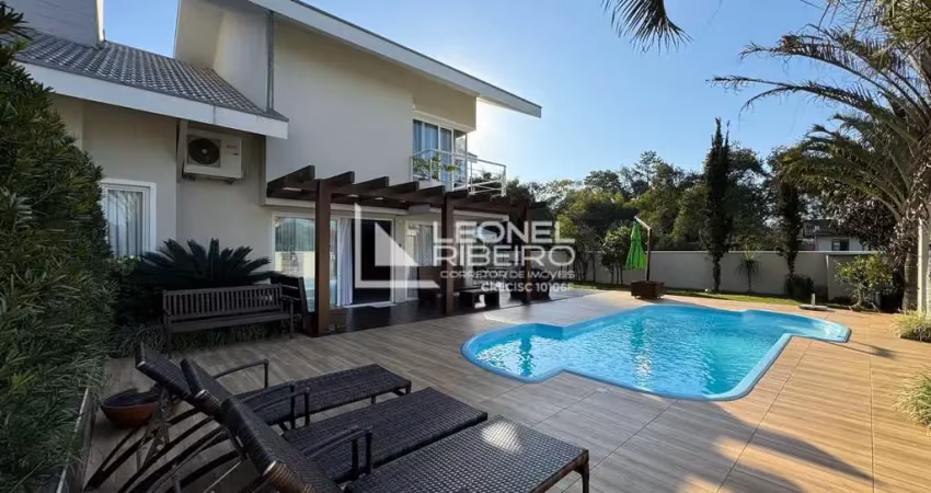 Casa com 3 dormitórios à venda, 289,71 m² no bairro Das Capitais em Timbó/SC