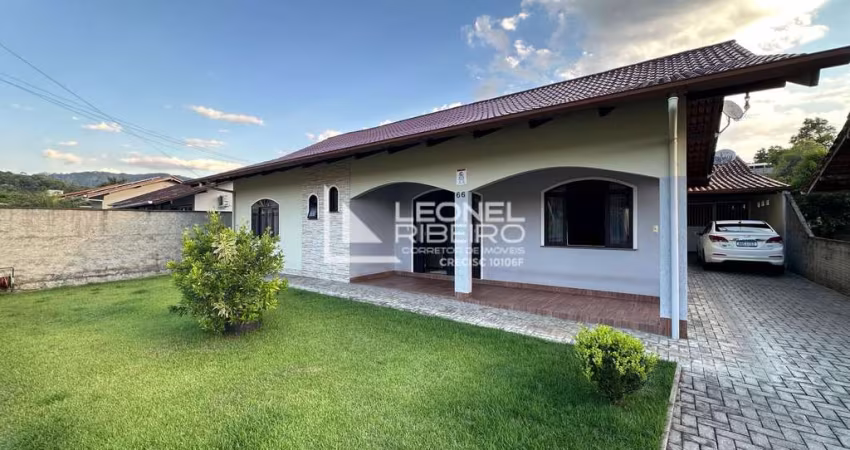 Casa com 3 dormitórios à venda,  218 m² no bairro Das Nações - Timbó/SC