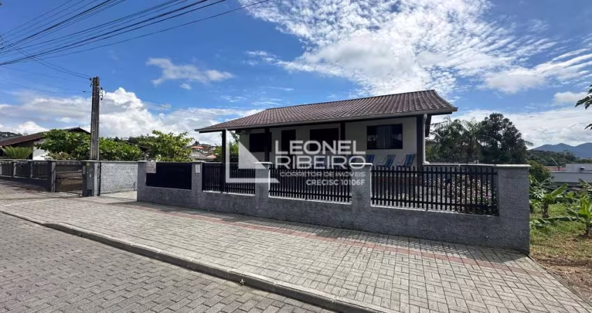 Casa com 3 dormitórios à venda, 240 m² no bairro Vila Germer - Timbó/SC