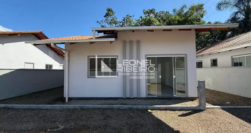 Casa com 2 dormitórios à venda, 54,72m² no bairro araponguinhas em timbó-sc