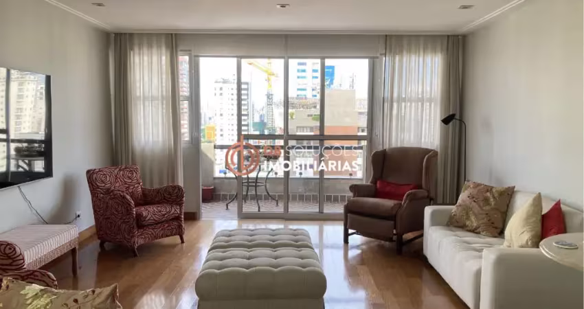 Excelente apartamento no campo belo. muito iluminado e arejado.