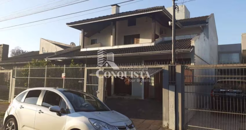 Casa com 3 quartos à venda na Rua Raposo Tavares, 345, Jardelino Ramos, Caxias do Sul