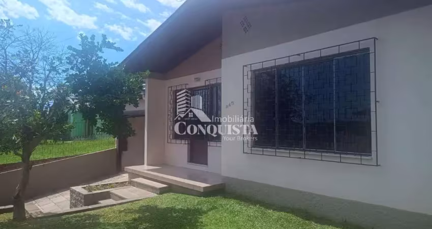 Casa com 3 quartos à venda na Avenida Fênix, 445, Cruzeiro, Caxias do Sul