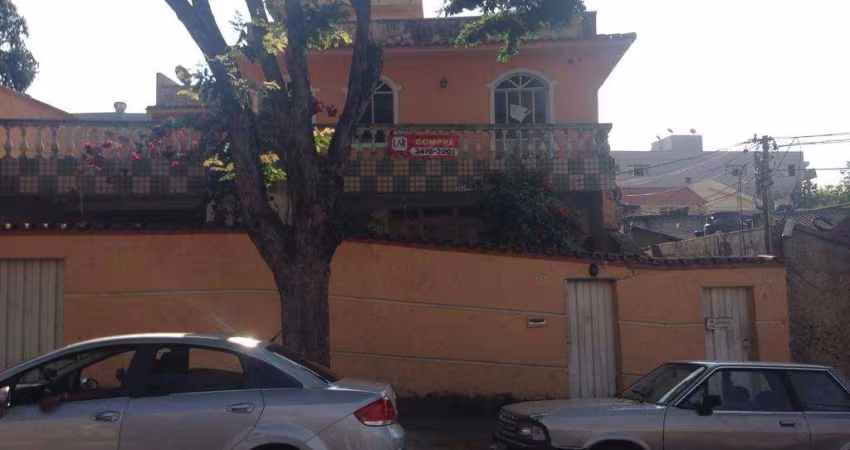 Casa à venda, 3 quartos, 1 suíte, 2 vagas, Santa Efigênia - Belo Horizonte/MG