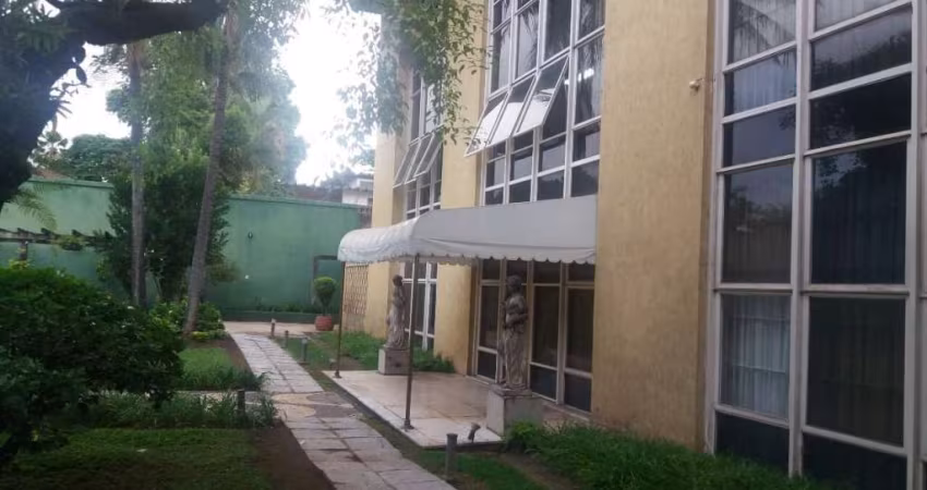Casa Comercial à venda, 20 vagas, São Luiz - Belo Horizonte/MG