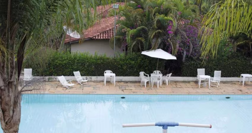 Hotel - Pousada à venda, 16 quartos, 16 suítes, 10 vagas, Centro - Três Marias/MG