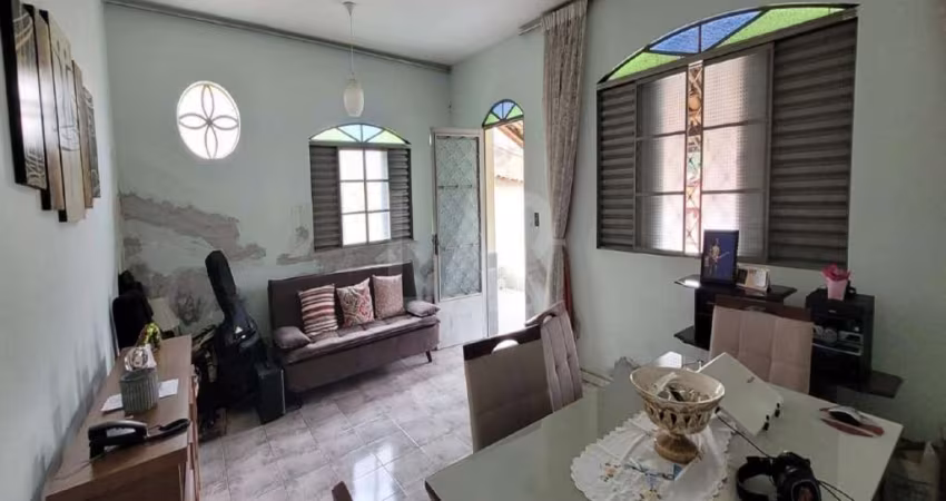 Casa à venda, 2 quartos, 2 vagas, Nova Cachoeirinha - Belo Horizonte/MG