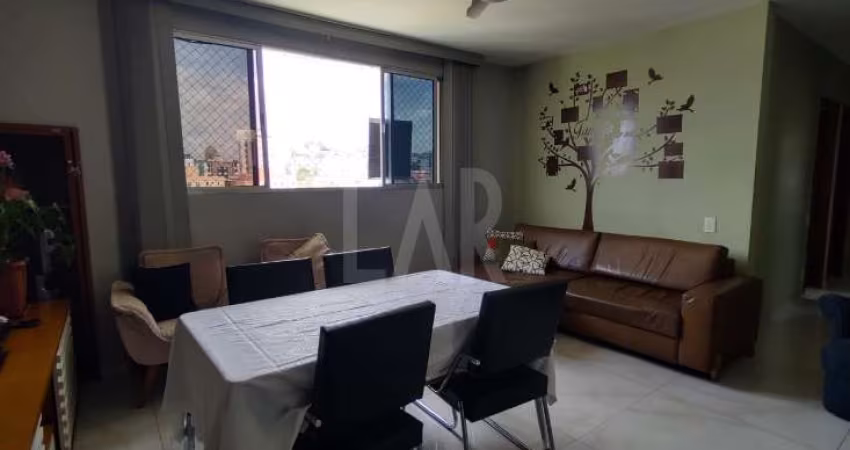 Apartamento 3Q com elevador