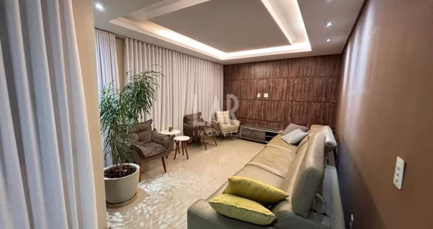 Casa à venda, 4 quartos, 2 suítes, 4 vagas, Pau Pombo - Nova Lima/MG