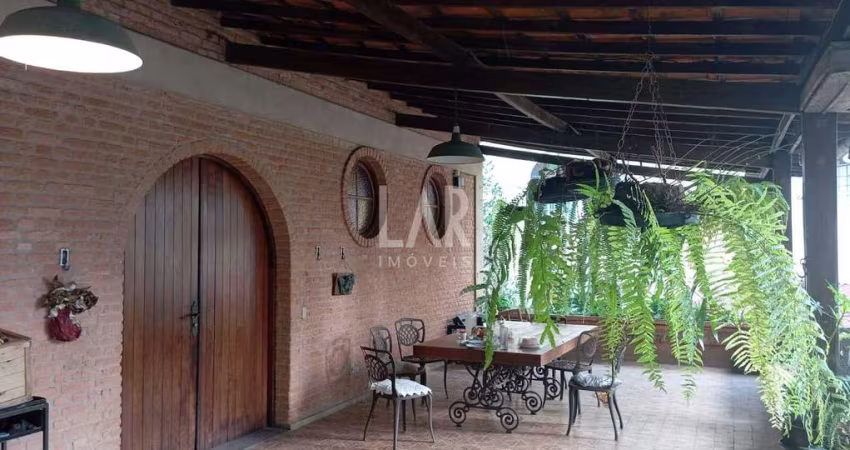 Casa à venda, 6 quartos, 3 suítes, 4 vagas, Cidade Nova - Belo Horizonte/MG