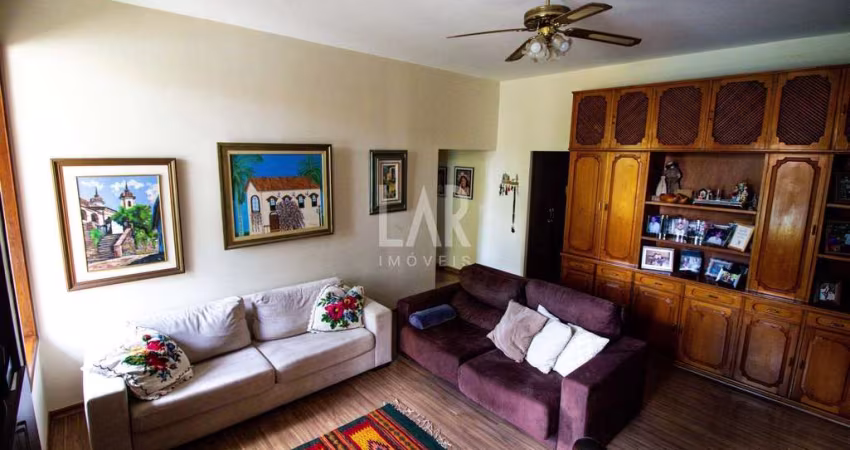 Casa em Condomínio à venda, 4 quartos, 1 suíte, 7 vagas, Condados da Lagoa - Lagoa Santa/MG