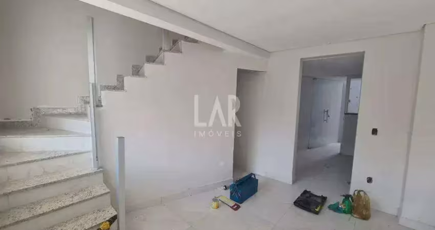Casa Geminada à venda, 2 quartos, 1 vaga, Céu Azul - Belo Horizonte/MG