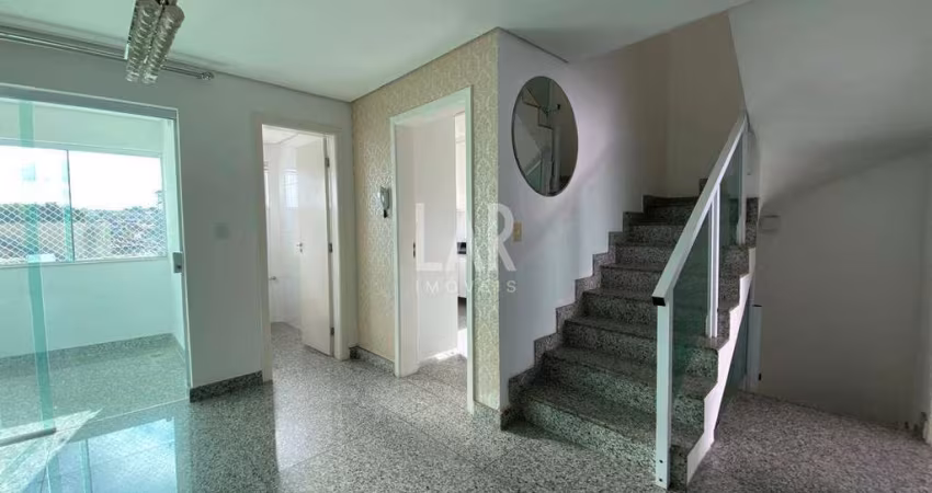 Casa Geminada à venda, 3 quartos, 1 suíte, 3 vagas, Santa Amélia - Belo Horizonte/MG