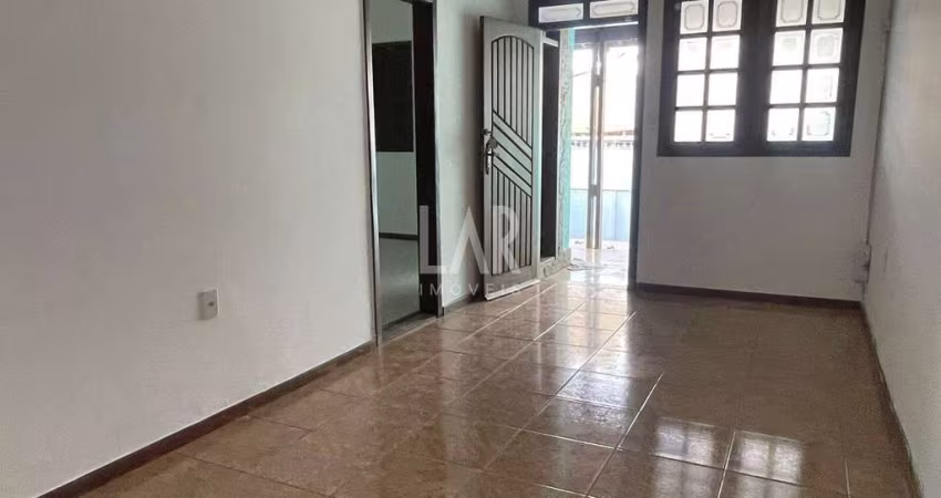 Casa Geminada à venda, 3 quartos, 1 suíte, 2 vagas, Santa Amélia - Belo Horizonte/MG