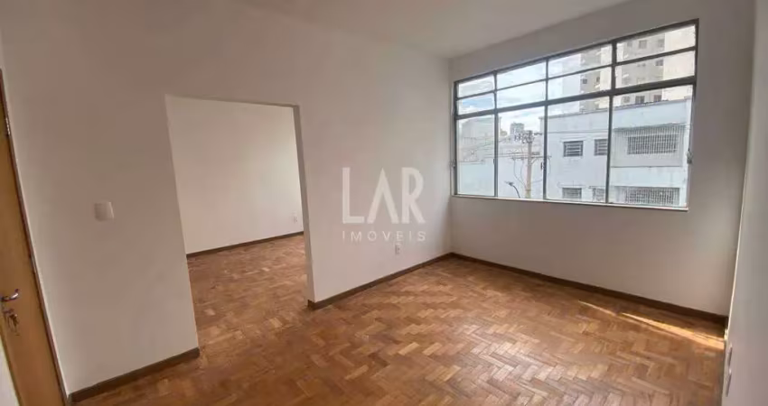 Apartamento à venda, 3 quartos, 1 suíte, Barro Preto - Belo Horizonte/MG