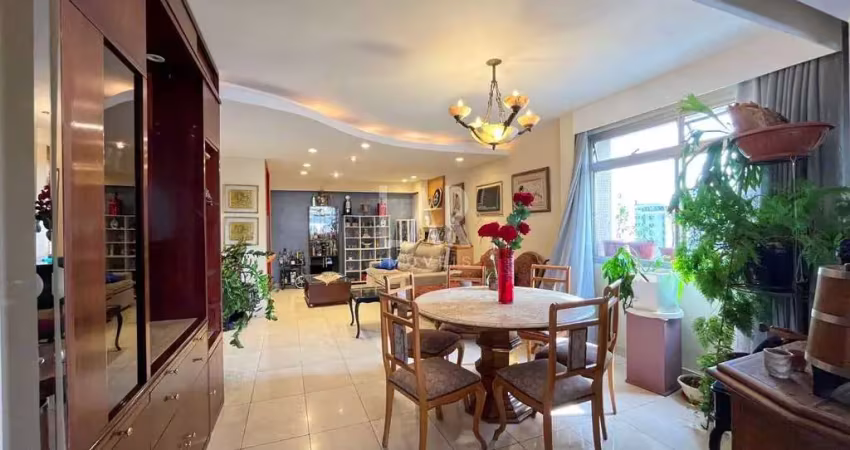 Apartamento de 4quartos e localização privilegiada no coração do funcionários!