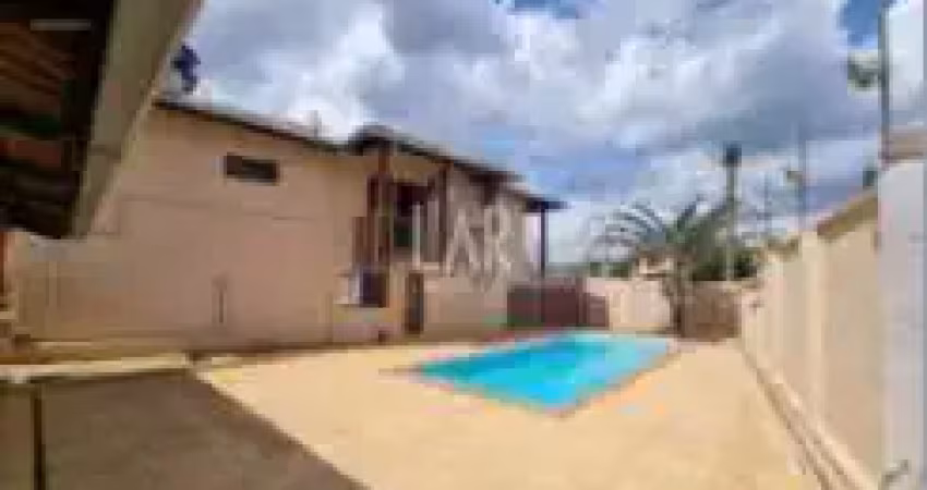 Casa à venda, 4 quartos, 1 suíte, 5 vagas, centro - mateus leme/mg