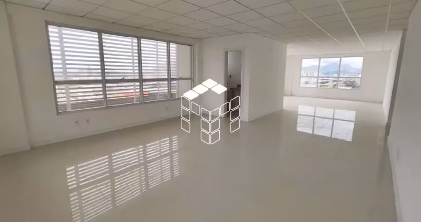 Sala comercial para alugar na Rua Sebastião Furtado Pereira, 60, Barreiros, São José