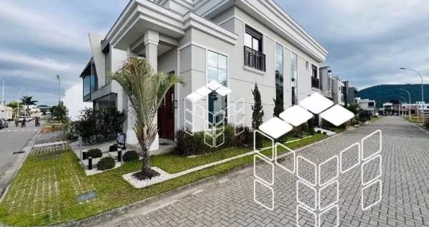 Casa com 3 quartos à venda na Avenida Wilson Castelo Branco, 376, Deltaville, Biguaçu
