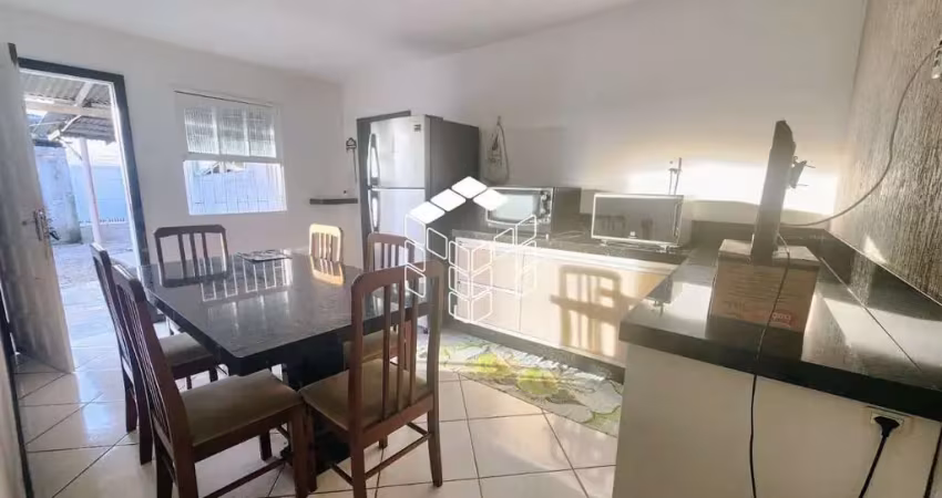 Casa com 2 quartos à venda na Rua Célio Veiga, 1601, Jardim Cidade de Florianópolis, São José