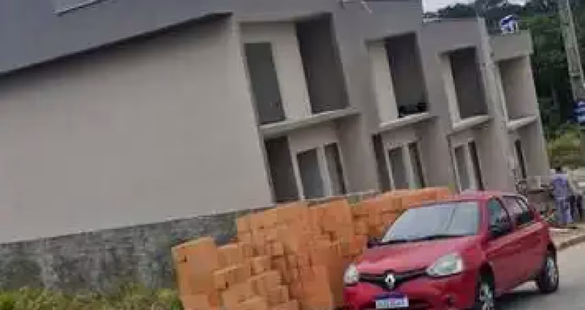 Casa com 2 quartos à venda na Osmar Cassemiro de Souza, 6, Sertão do Maruim, São José