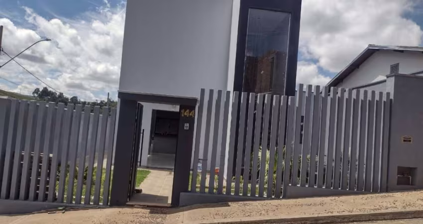 Casa para Venda em Santa Rita de Caldas, Vila Nova, 4 dormitórios, 2 suítes, 2 banheiros, 2 vagas