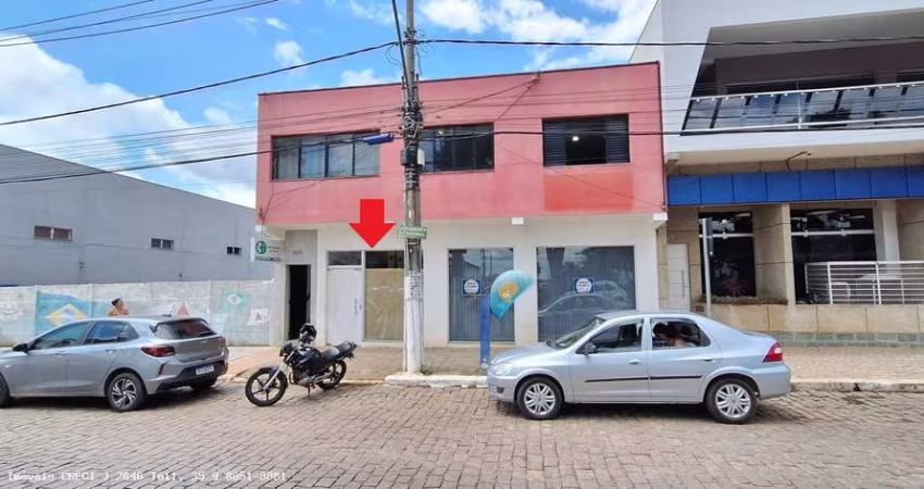 Ponto Comercial para Locação em Caldas, Centro, 2 banheiros
