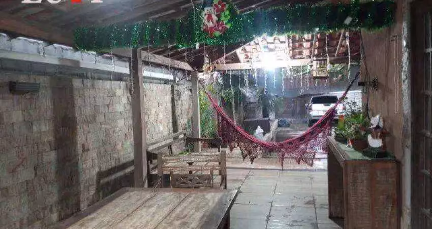 Casa com Piscina e 4 Quartos no Flamengo, Maricá!