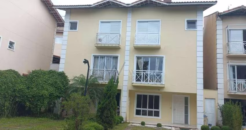 Casa com 3 dormitórios à venda, 146 m² por R$ 640.000,00 - Green Village - Cotia/SP