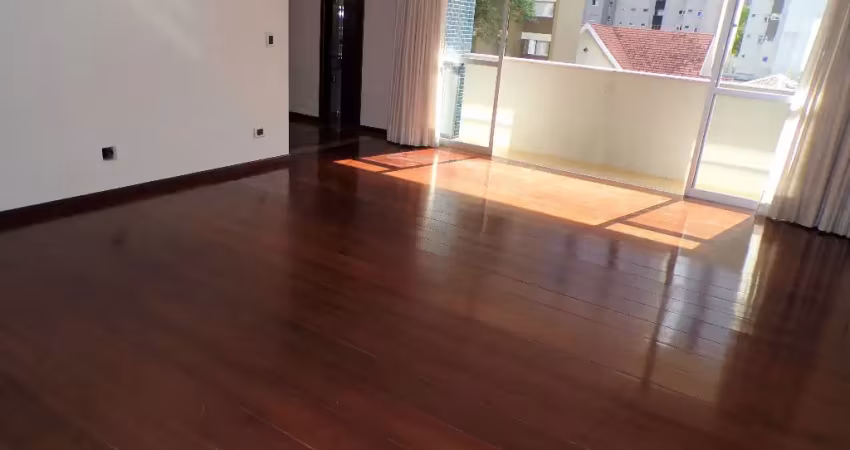 APARTAMENTO 1 POR ANDAR - 275M² PRIVATIVOS - BATEL!
