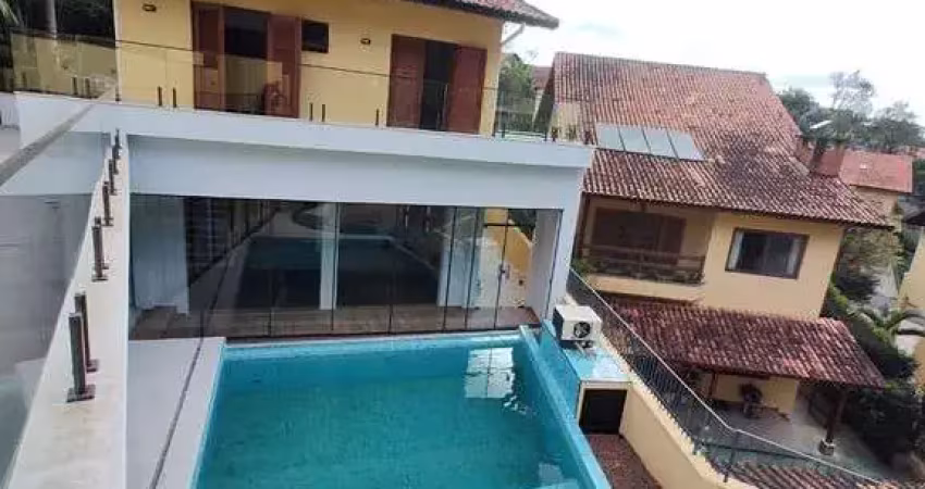 Casa com 5 quartos à venda no Parque Munhoz, São Paulo 