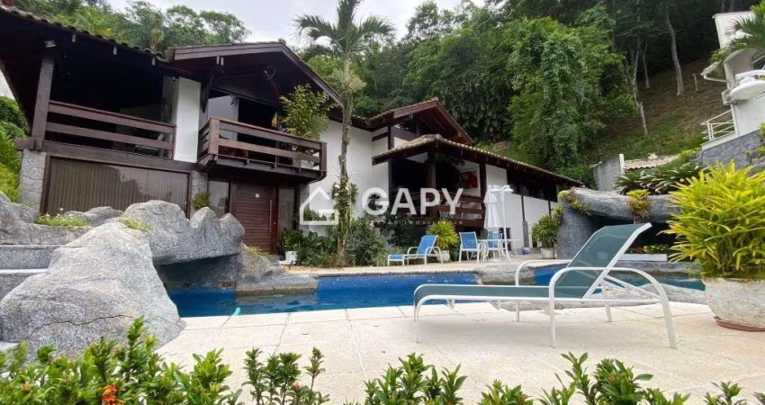 Casa de Luxo em Condomínio – Itaipu/Niterói – por R$: 2.600.000,00