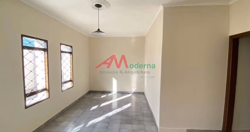 Casa Térrea em Vila Brasil - 3 Dormitórios por R$390.000