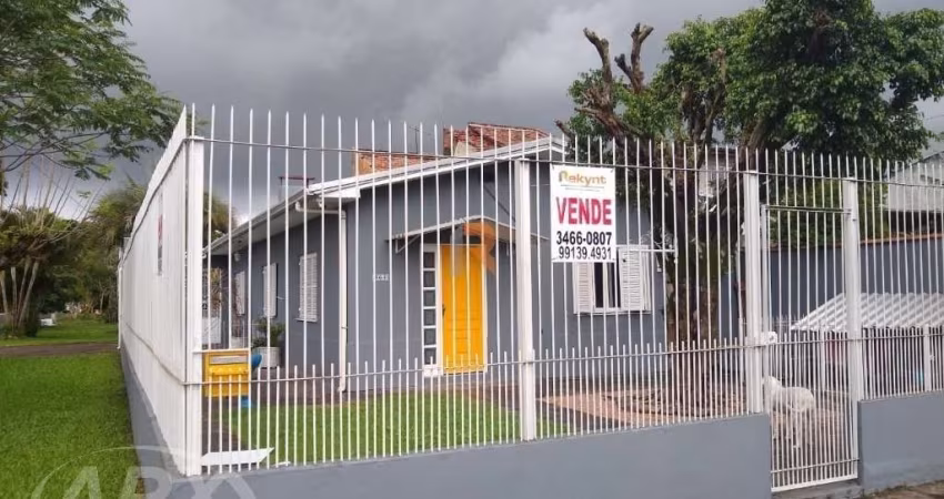 Casa com 2 quartos à venda na Rua Pistoia, 864, Rio Branco, Canoas