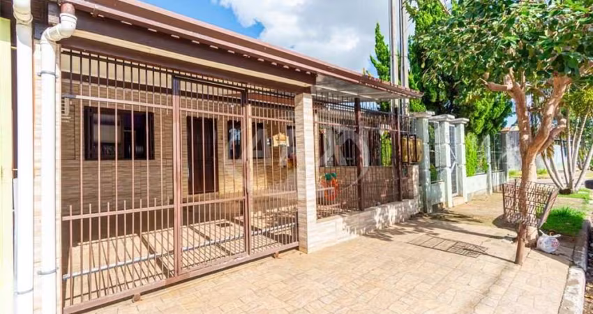 Casa com 2 quartos à venda na Marselha, 61, São José, Canoas